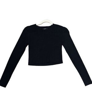 Medium Forever 21 Thick Ribbed Long Sleeve Crop Top Black Pullover Sweater Basic